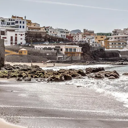 Playa With Pool Sardina